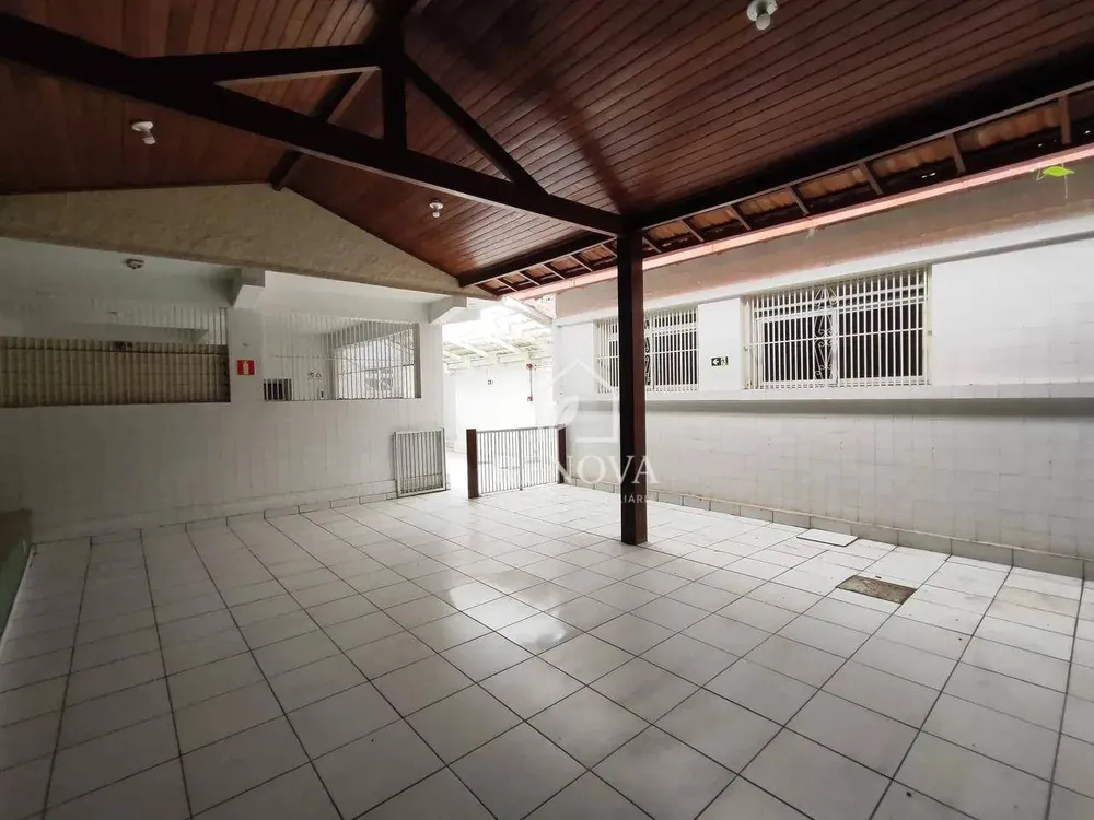 Casa, 10 quartos, 596 m² - Foto 1