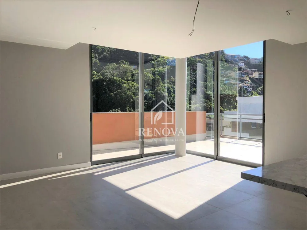 Cobertura, 3 quartos, 207 m² - Foto 1