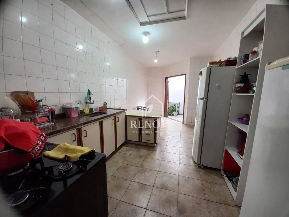 Casa, 5 quartos, 262 m² - Foto 11