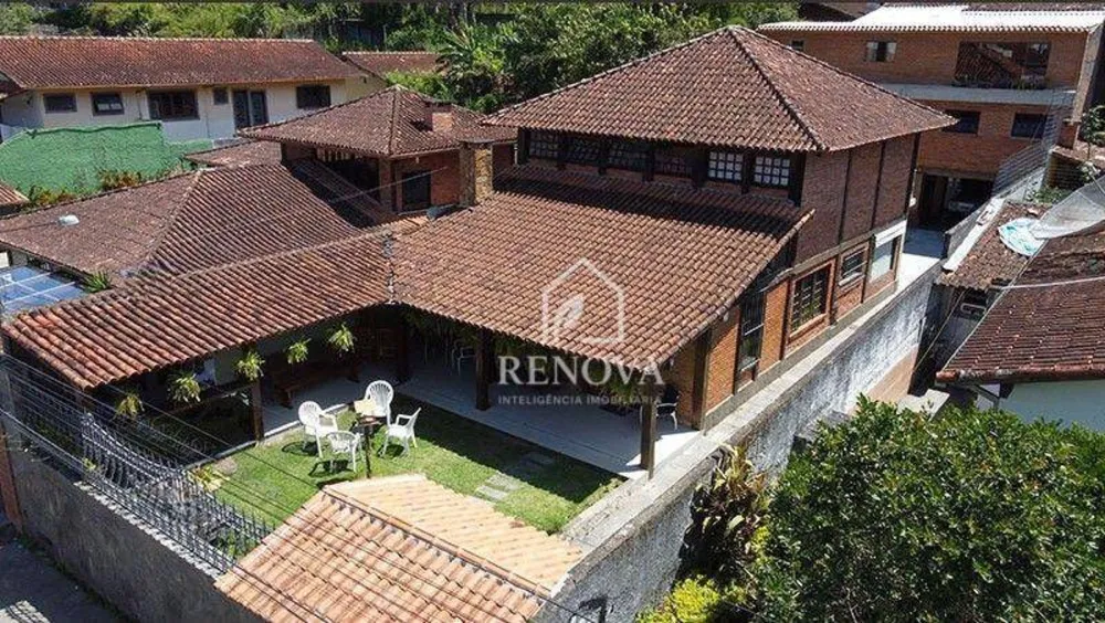 Casa, 4 quartos, 283 m² - Foto 1