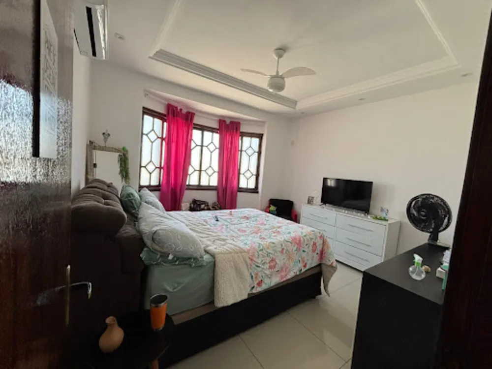 Casa, 5 quartos, 200 m² - Foto 4