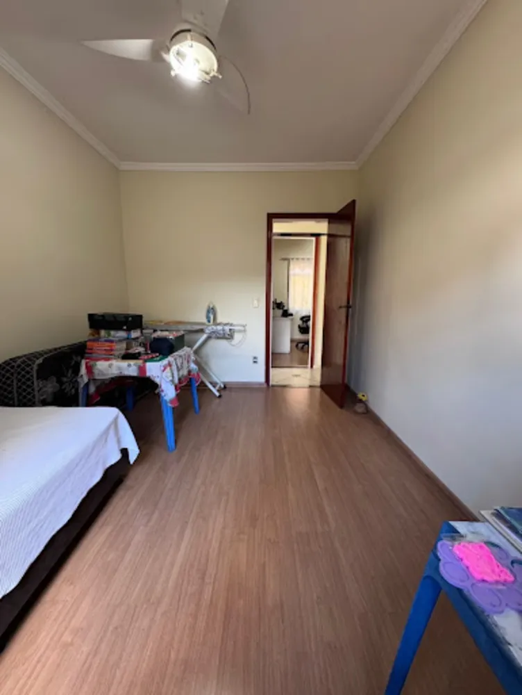Casa, 3 quartos, 200 m² - Foto 8