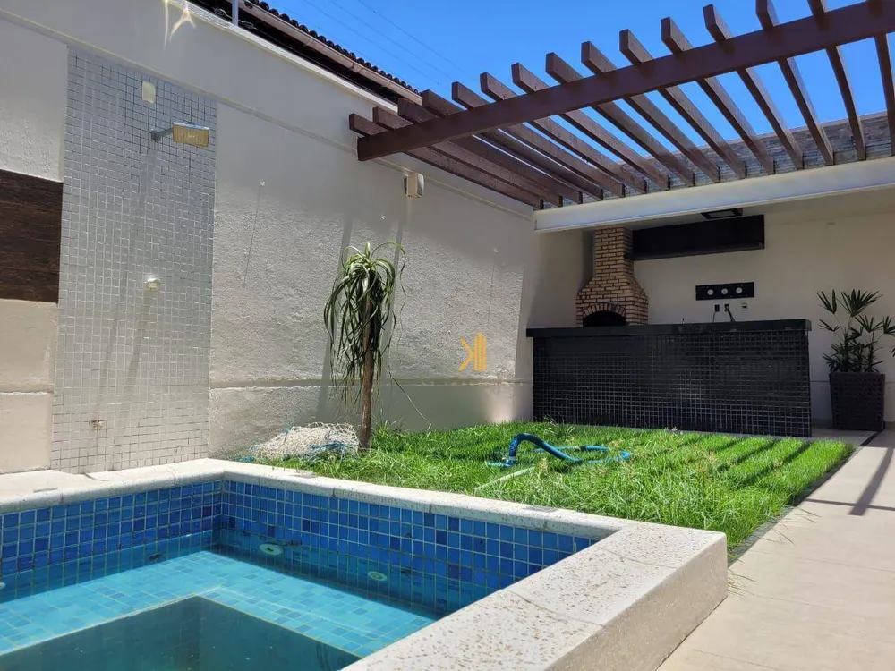 Casa, 4 quartos, 200 m² - Foto 1
