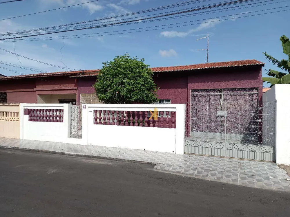 Casa, 3 quartos, 182 m² - Foto 1