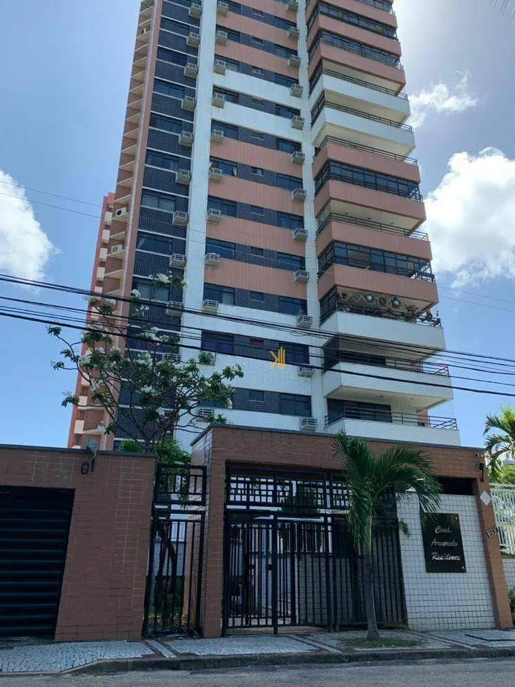 Apartamento, 4 quartos, 195 m² - Foto 2