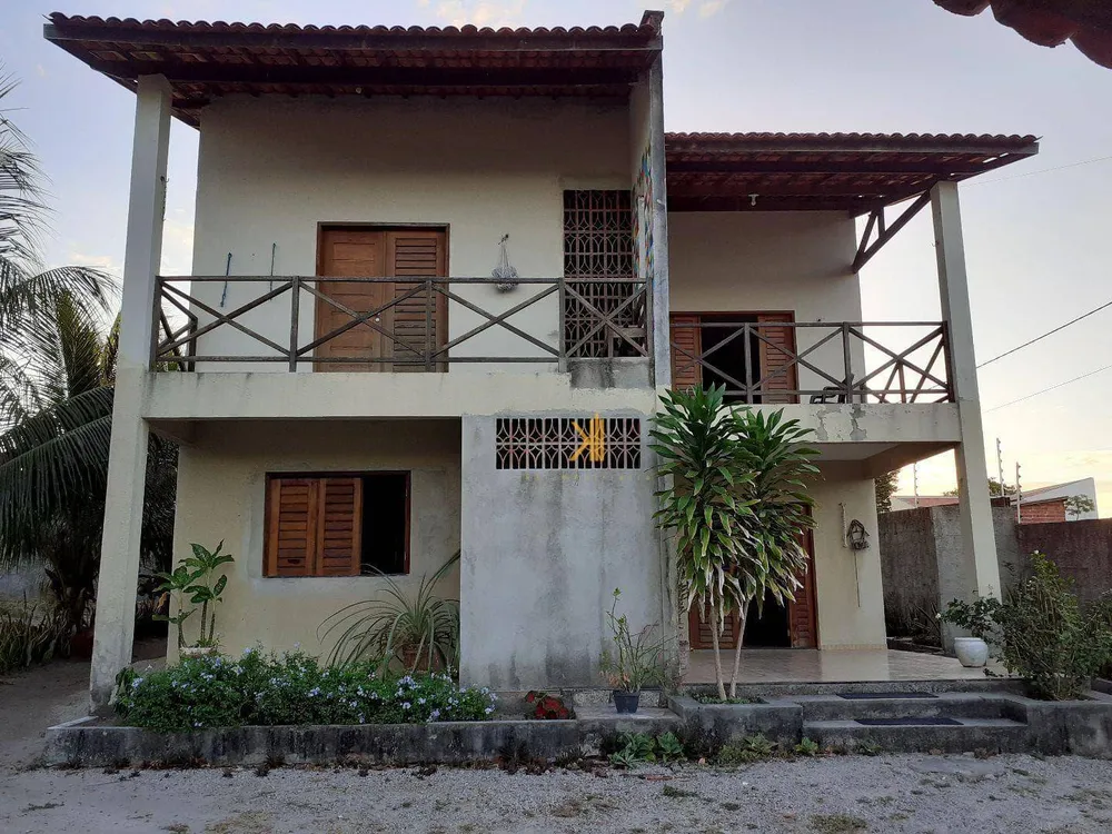 Casa, 3 quartos, 200 m² - Foto 1