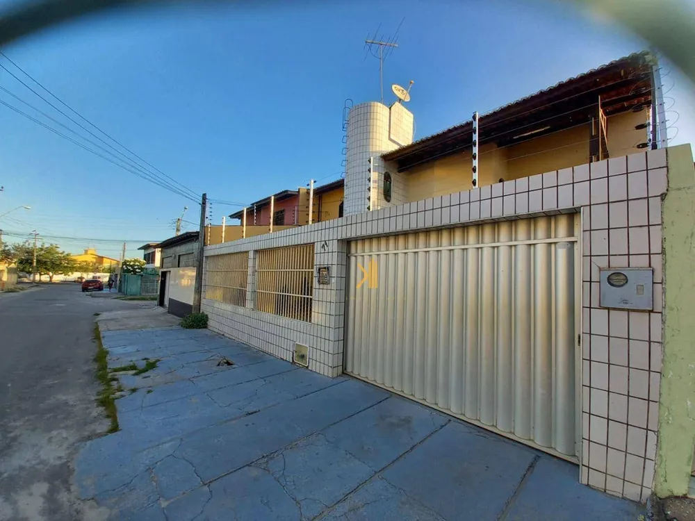 Casa, 4 quartos, 175 m² - Foto 2