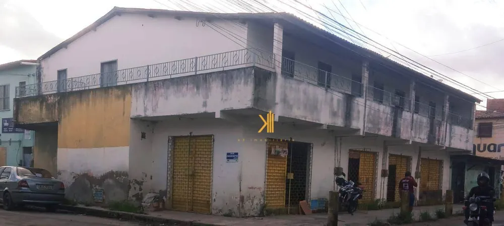 Sobrado, 4 quartos, 221 m² - Foto 1