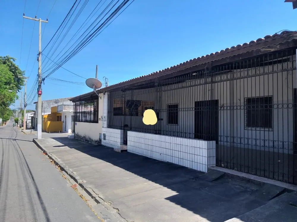 Casa, 2 quartos, 200 m² - Foto 1