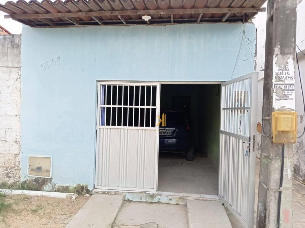 Casa, 2 quartos, 16000 m² - Foto 1