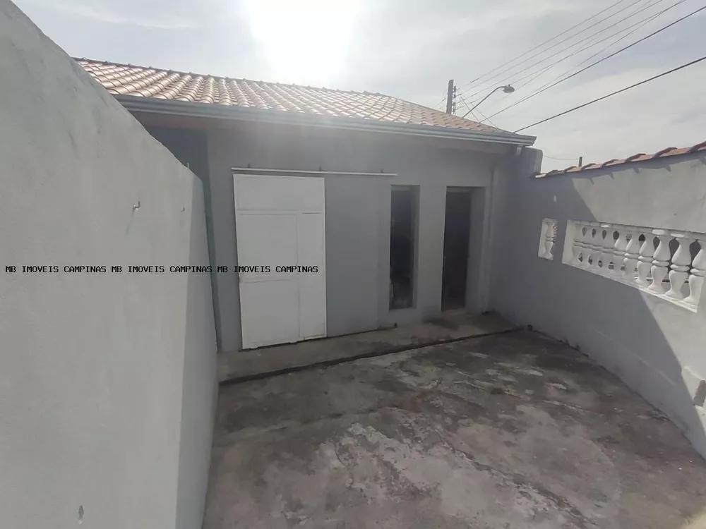 Casa à venda com 2 quartos, 222m² - Foto 3