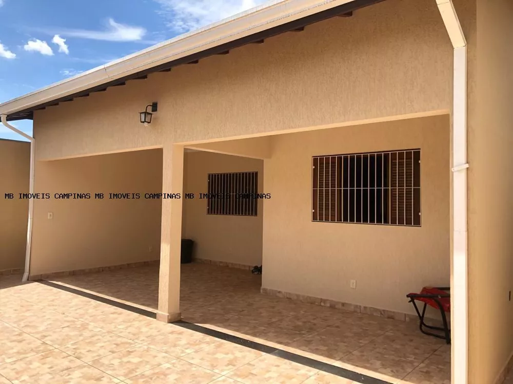 Casa à venda com 2 quartos, 240m² - Foto 1