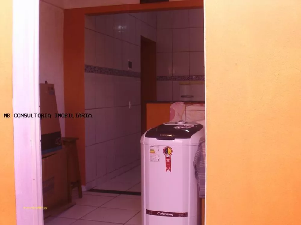 Casa à venda com 3 quartos, 140m² - Foto 2