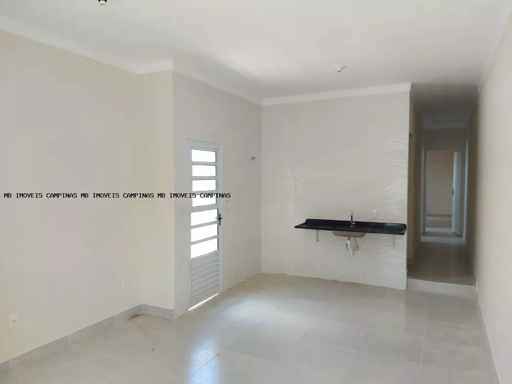 Casa à venda com 2 quartos, 150m² - Foto 3