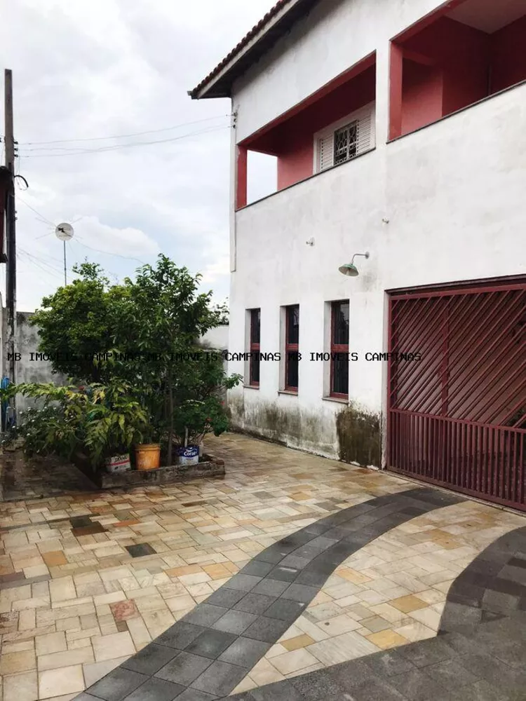 Sobrado à venda com 4 quartos, 268m² - Foto 2