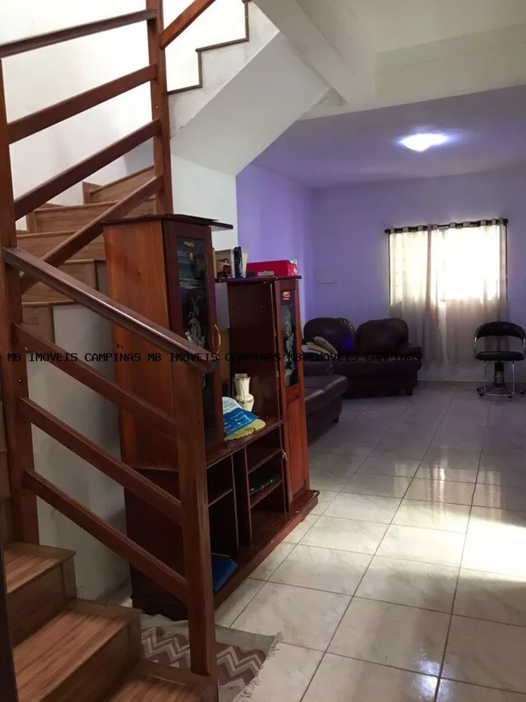 Sobrado à venda com 3 quartos, 120m² - Foto 1