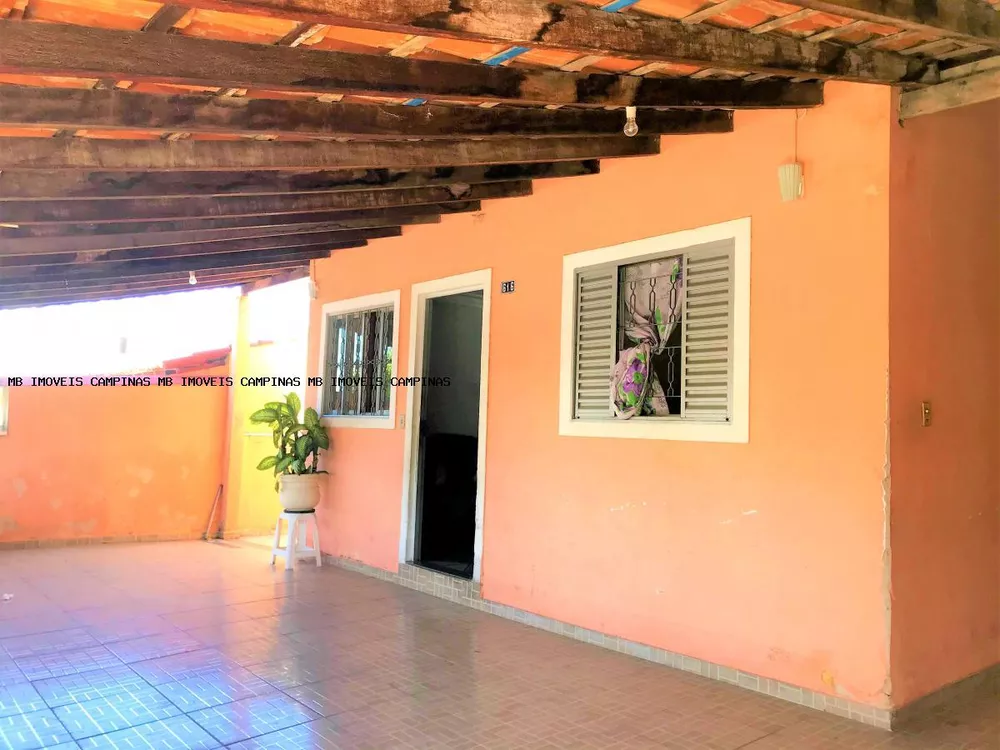 Casa à venda com 3 quartos, 200m² - Foto 1