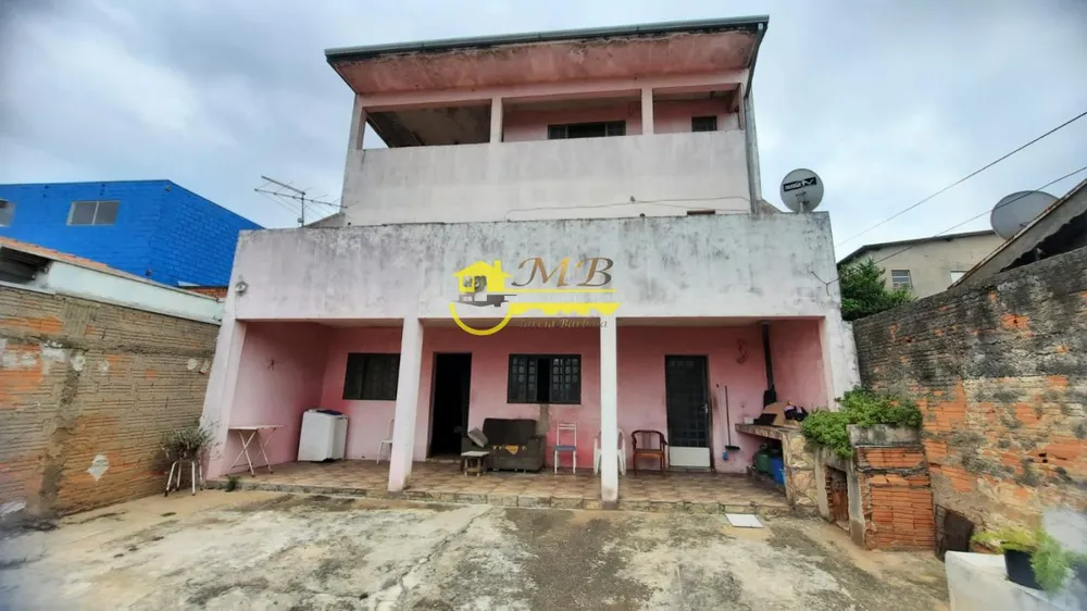 Casa, 3 quartos, 200 m² - Foto 1