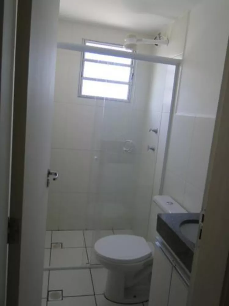 Apartamento à venda com 2 quartos, 45m² - Foto 2