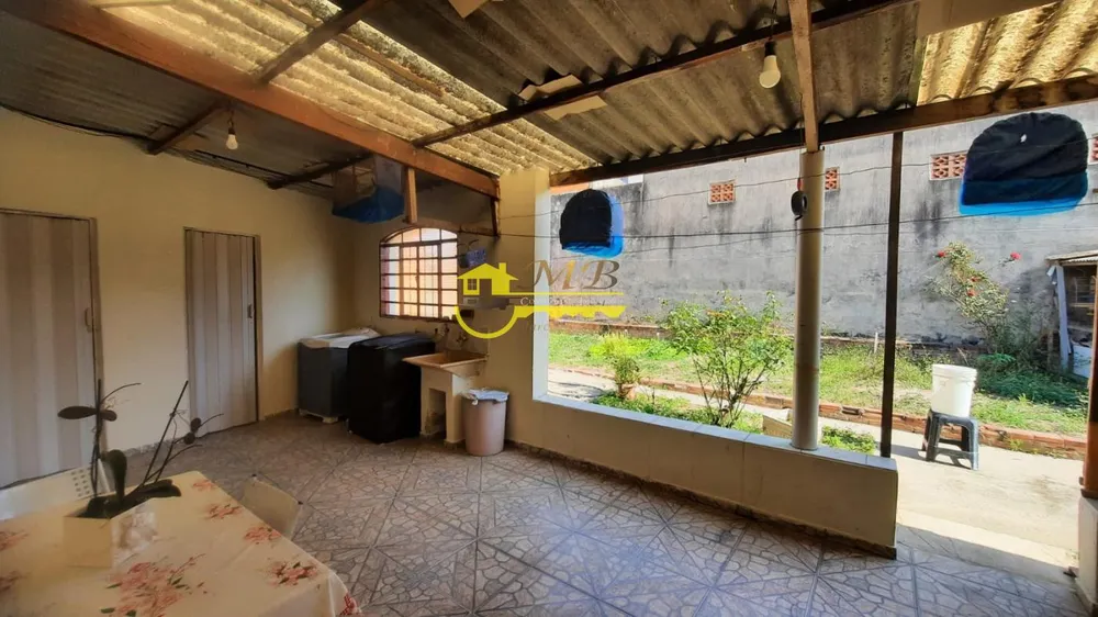 Casa, 3 quartos, 200 m² - Foto 1
