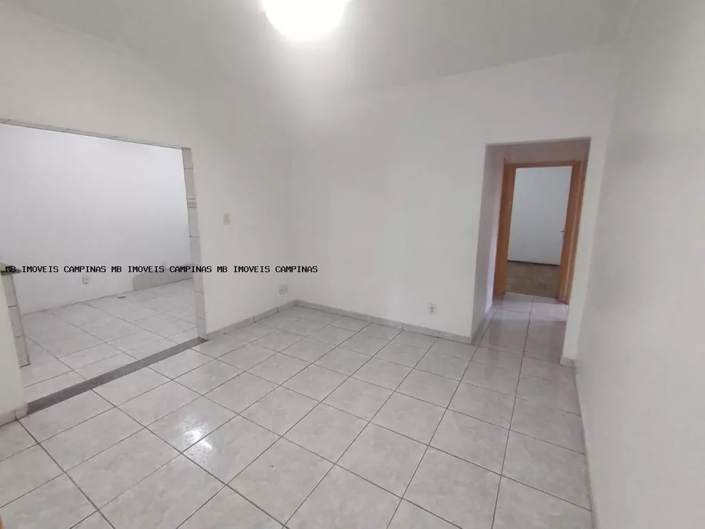 Casa à venda com 5 quartos, 300m² - Foto 4