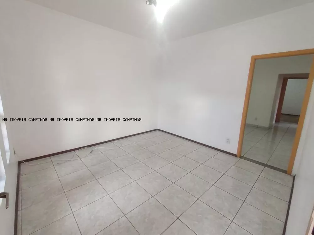 Casa à venda com 5 quartos, 300m² - Foto 3