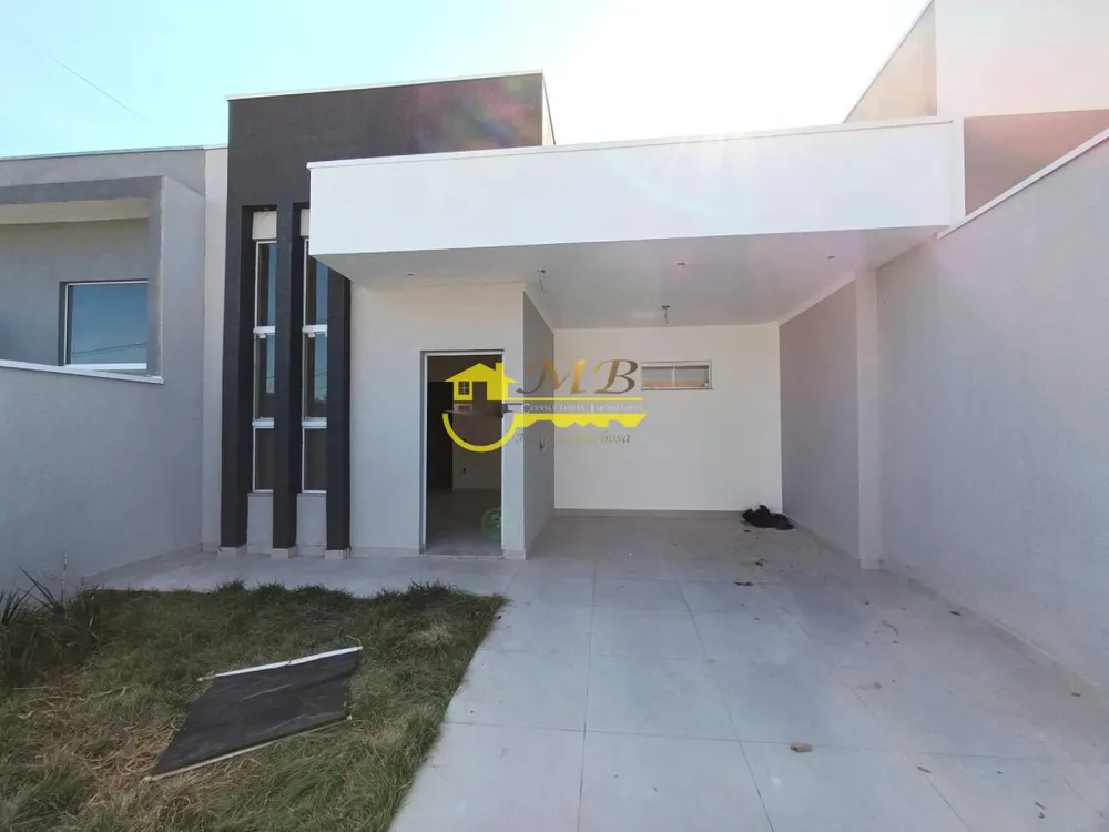 Casa, 3 quartos, 92 m² - Foto 1