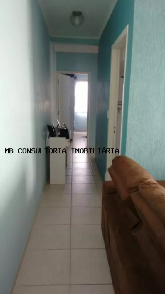 Apartamento à venda com 2 quartos, 60m² - Foto 2