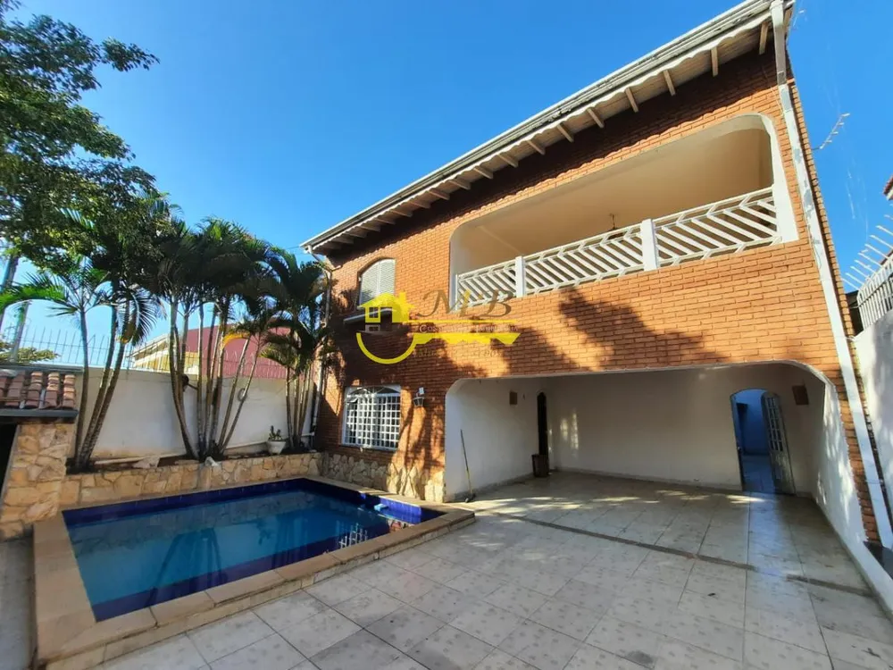 Casa, 4 quartos, 200 m² - Foto 2