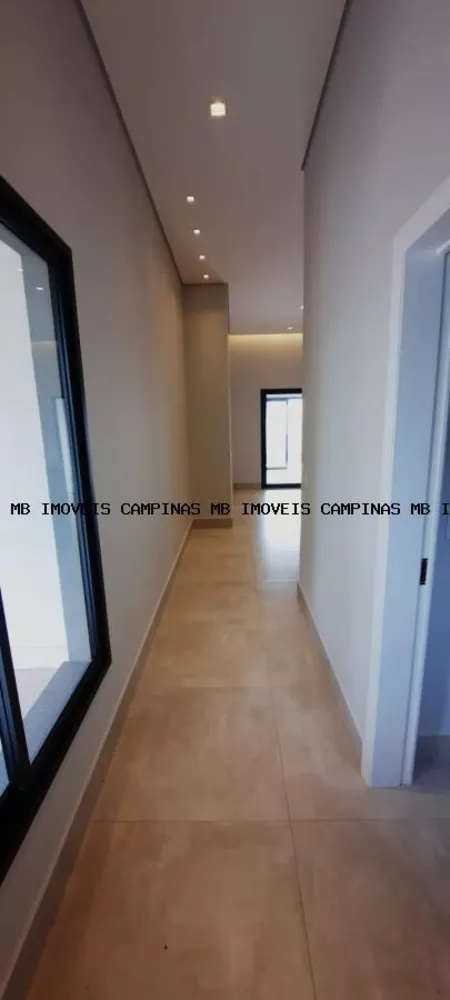 Casa de Condomínio à venda com 3 quartos, 250m² - Foto 3