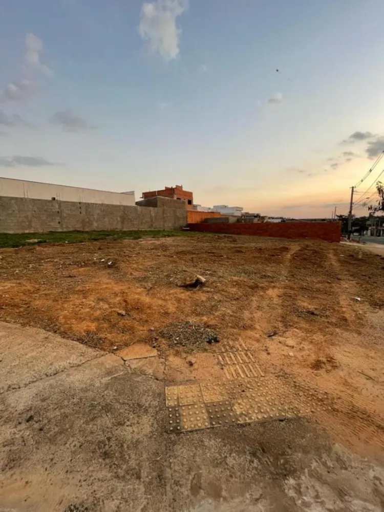 Terreno, 257 m² - Foto 1