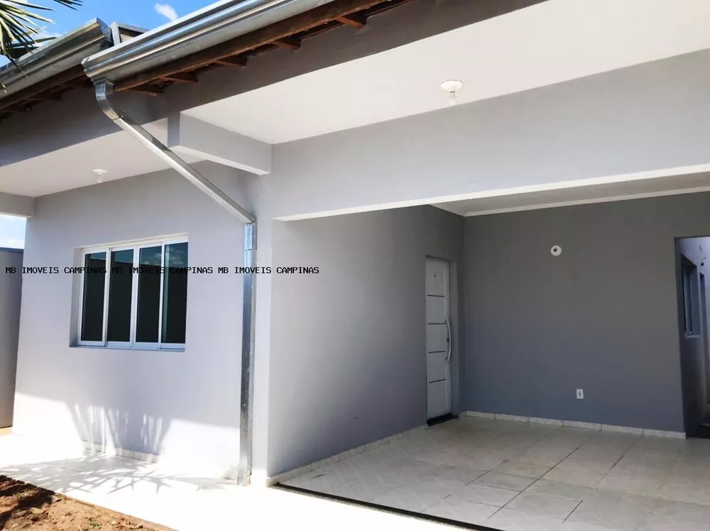 Casa à venda com 3 quartos, 200m² - Foto 2