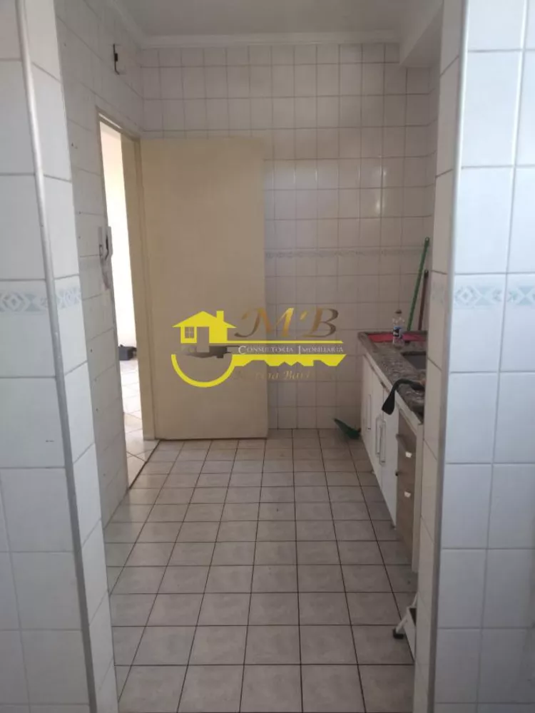 Apartamento à venda com 2 quartos, 67m² - Foto 3