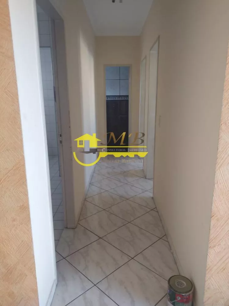 Apartamento à venda com 2 quartos, 67m² - Foto 4