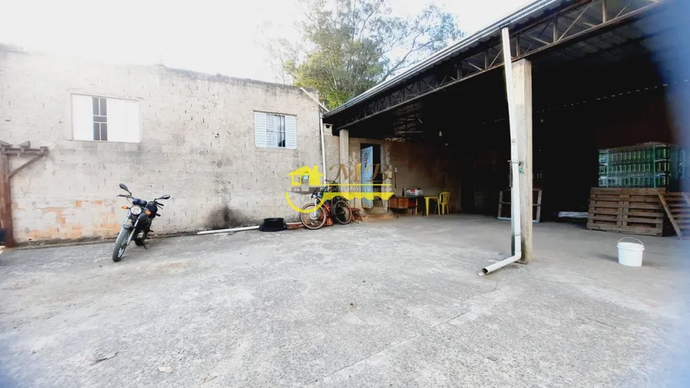 Chácara, 3 quartos, 2000 m² - Foto 1