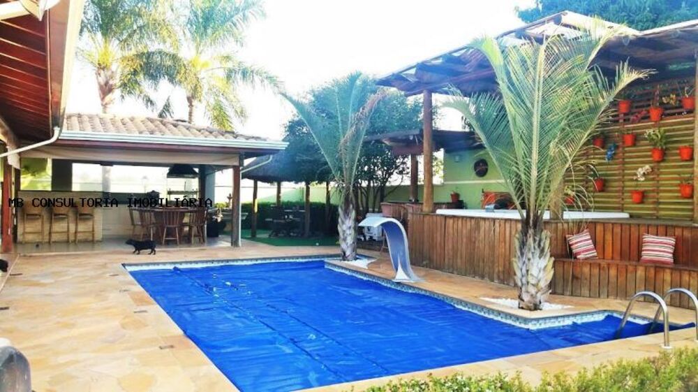 Casa, 3 quartos, 180 m² - Foto 1