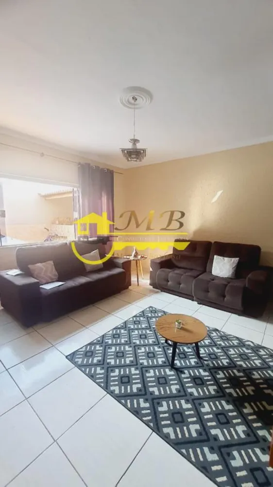 Casa, 3 quartos, 320 m² - Foto 1