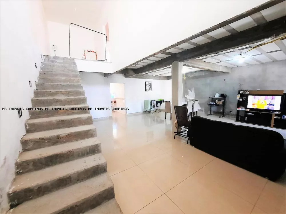 Casa à venda com 3 quartos, 330m² - Foto 3