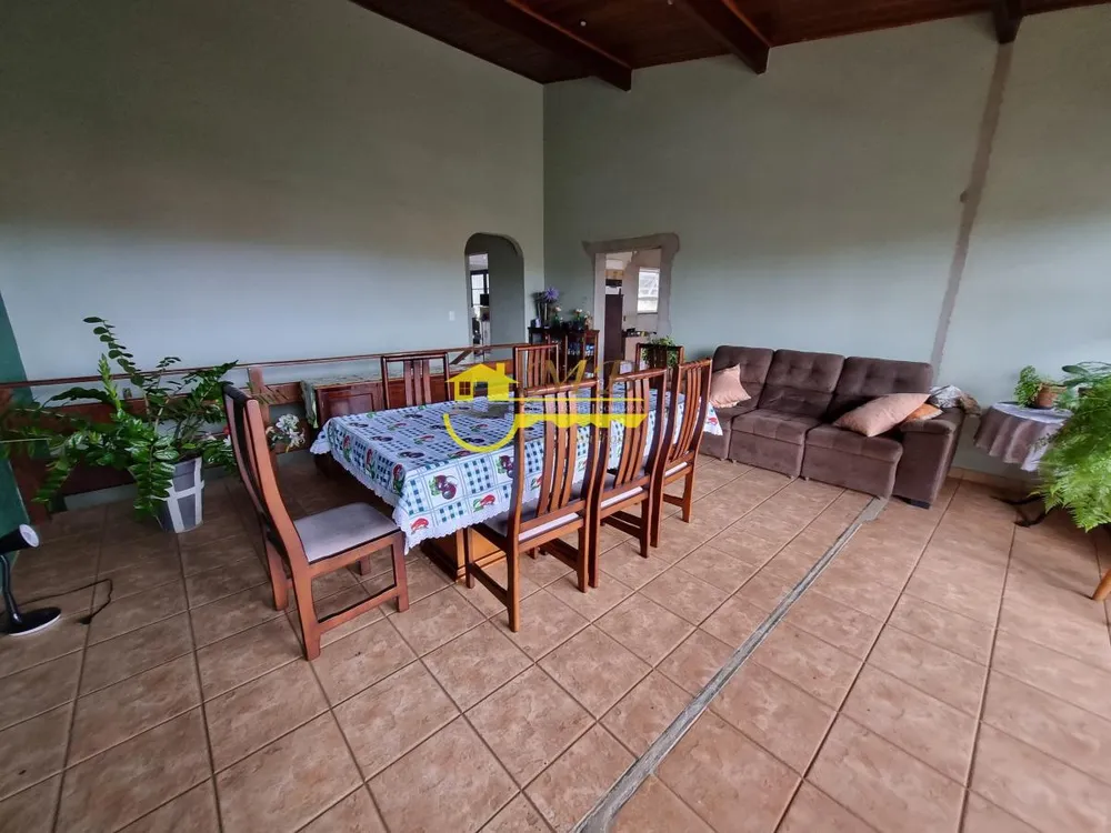 Casa, 3 quartos, 238 m² - Foto 3