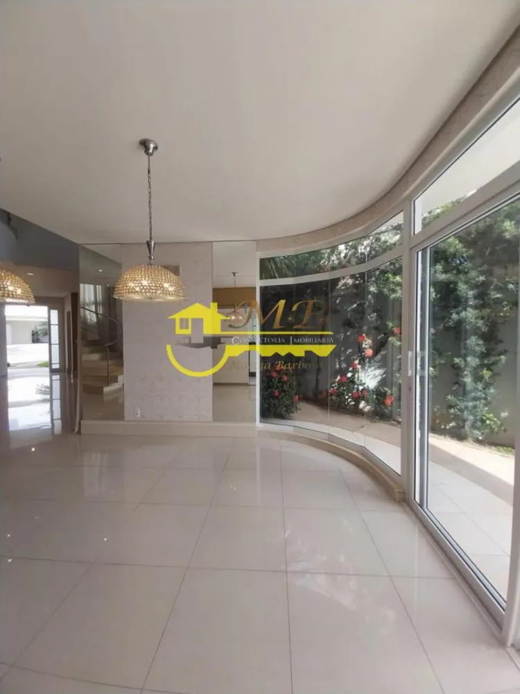 Casa, 4 quartos, 315 m² - Foto 2