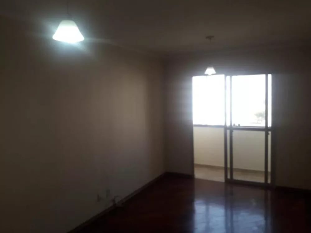 Apartamento à venda com 2 quartos, 58m² - Foto 3