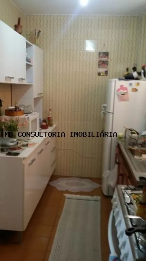 Apartamento à venda com 1 quarto - Foto 1