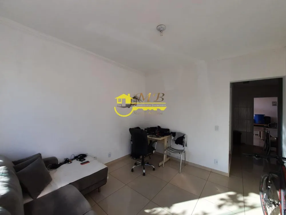 Casa, 7 quartos, 250 m² - Foto 2