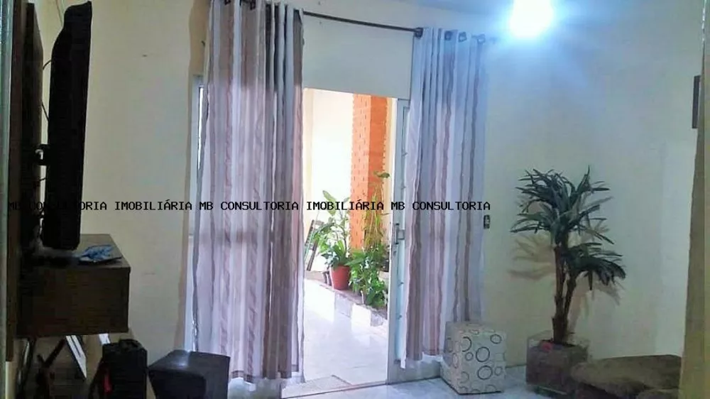 Casa à venda com 3 quartos, 160m² - Foto 8