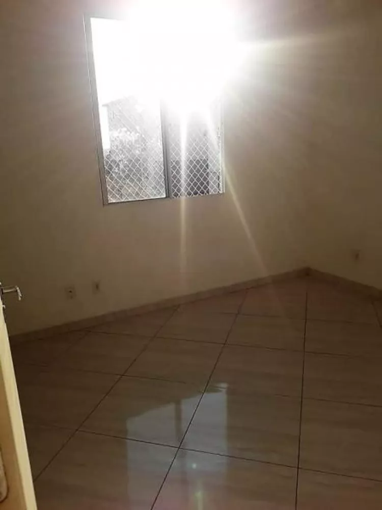 Apartamento à venda com 3 quartos, 65m² - Foto 4