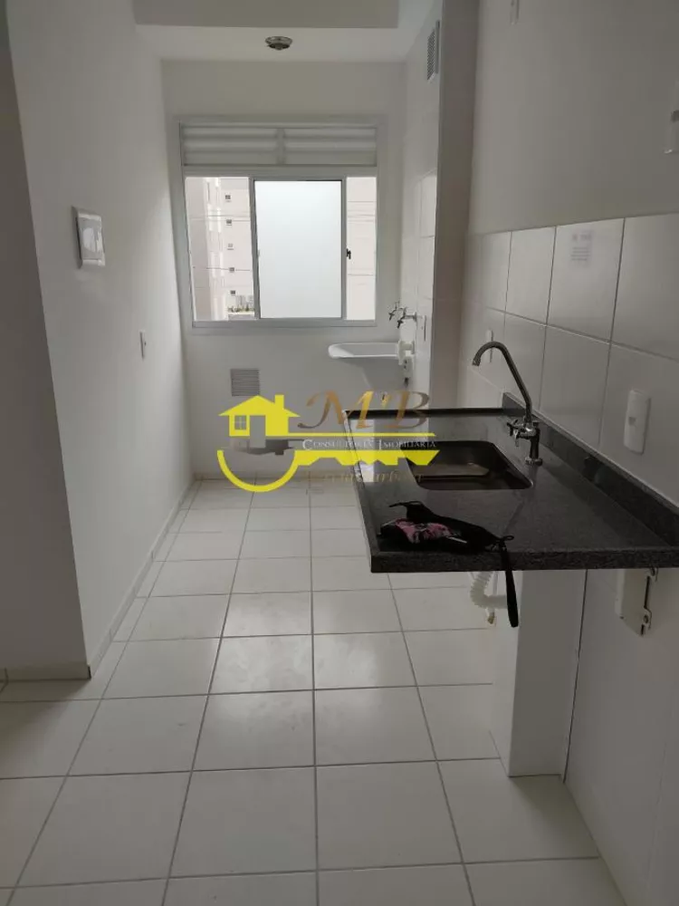 Apartamento à venda com 2 quartos, 42m² - Foto 4