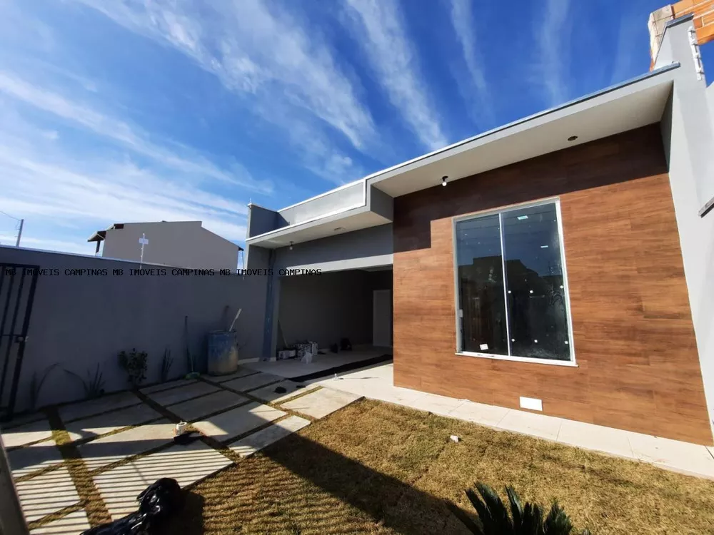 Casa à venda com 3 quartos, 200m² - Foto 1