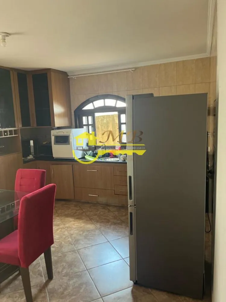 Casa, 3 quartos, 250 m² - Foto 12