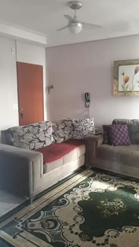 Apartamento à venda com 2 quartos, 67m² - Foto 2