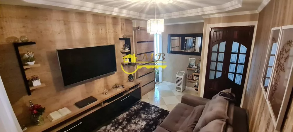 Casa à venda com 3 quartos, 200m² - Foto 4